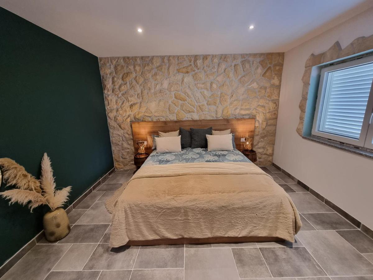 Apartments Suha Punta - Villa Babalonija Kampor Zewnętrze zdjęcie