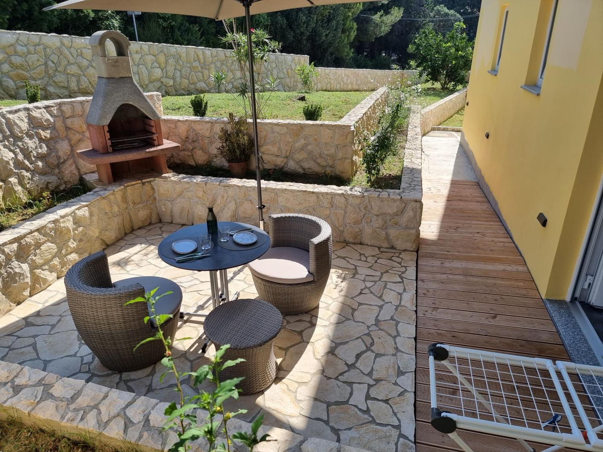 Apartments Suha Punta - Villa Babalonija Kampor Zewnętrze zdjęcie