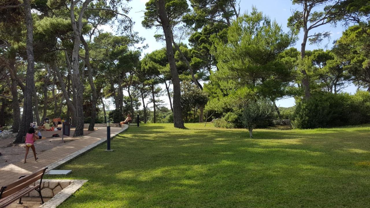 Apartments Suha Punta - Villa Babalonija Kampor Zewnętrze zdjęcie